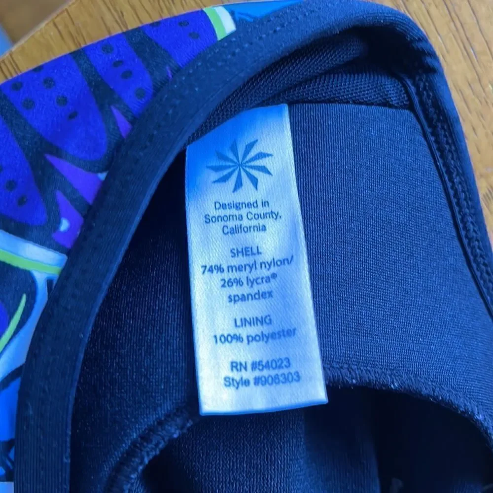 Athleta ruched sides